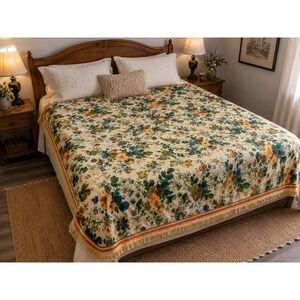 Vintage Morgan Jones Multicolor Floral Wildflower Fringe Full Size Bedspread 70s